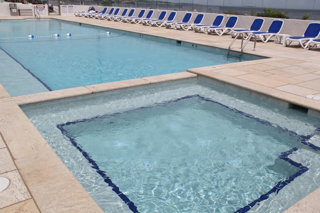 Ocean House Hotel At Bass Rocks Gloucester Extérieur photo